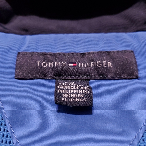 Men's XL Tommmy Hilfiger windbreaker with hood - Picture 6 of 6